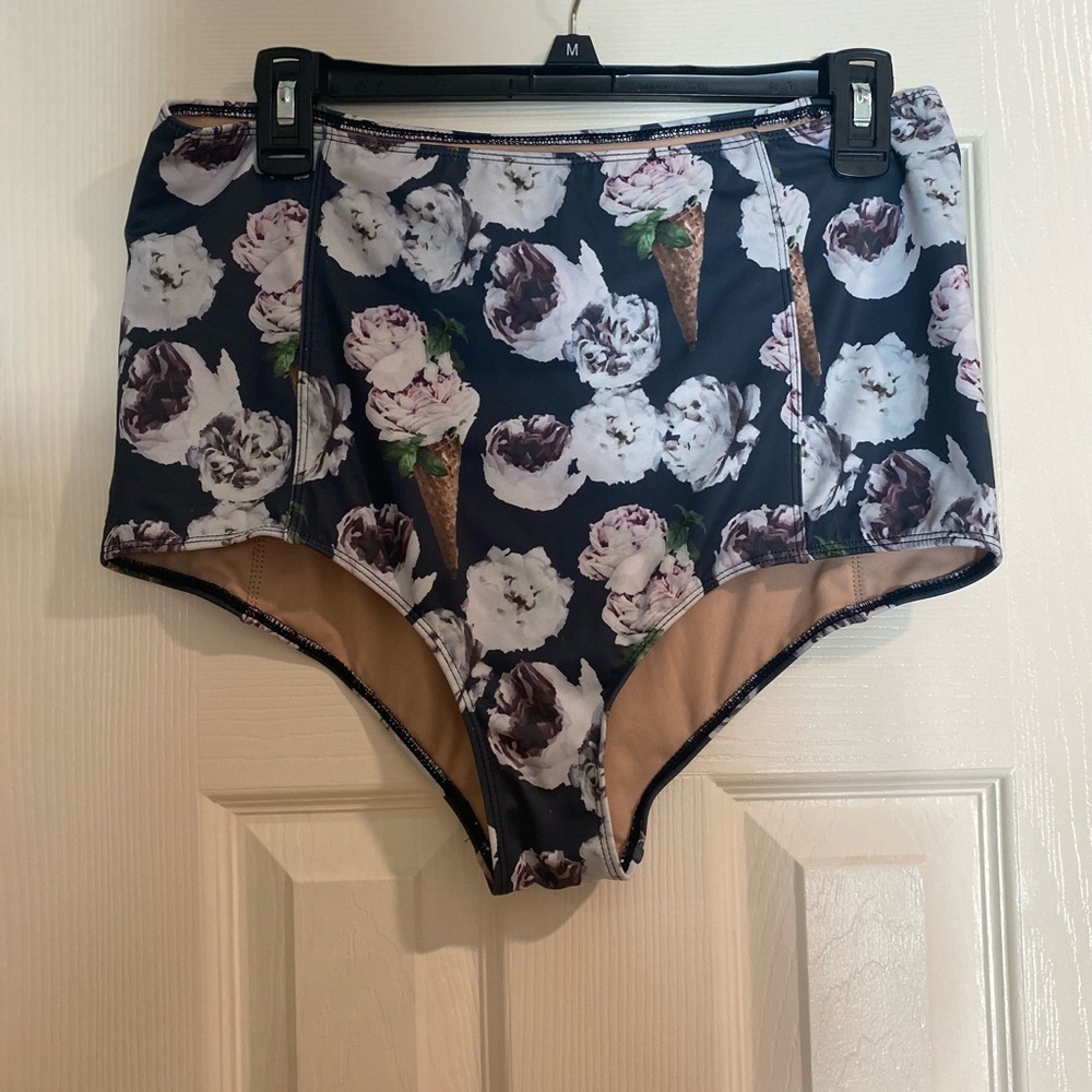 Kortni Jeane Ice Cream Floral bottoms